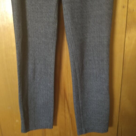 Crosby Women's Size 8 Pull On Elastic Waist Office Gray Herringbone Pants - Picture 3 of 5
